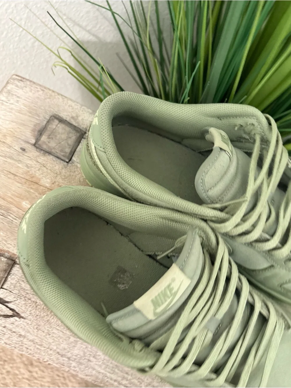 Nike Dunk Low Retro Premium Oil Green